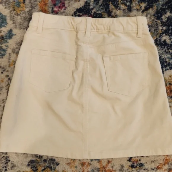 Cat & Jack SZ 10/12 Corduroy Skirt - Picture 2 of 9